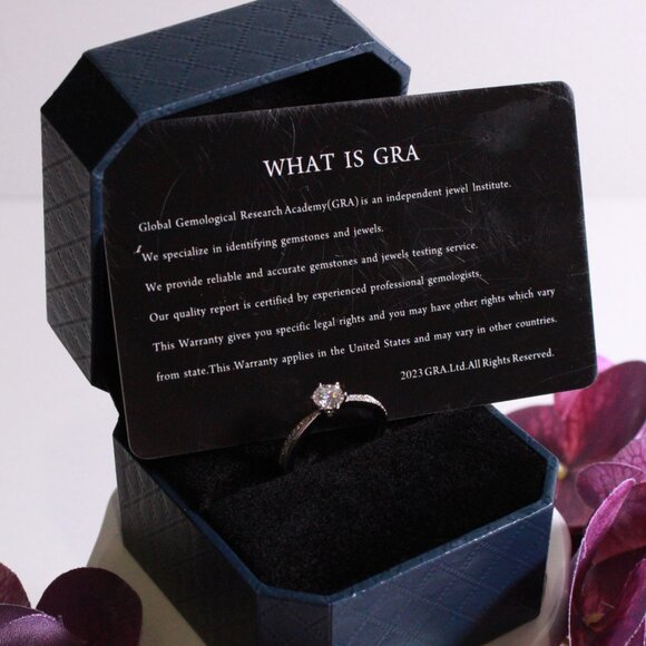 NWOT KRKC & CO Moissanites and Sterling Silver Ring Size 6 - Picture 7 of 7